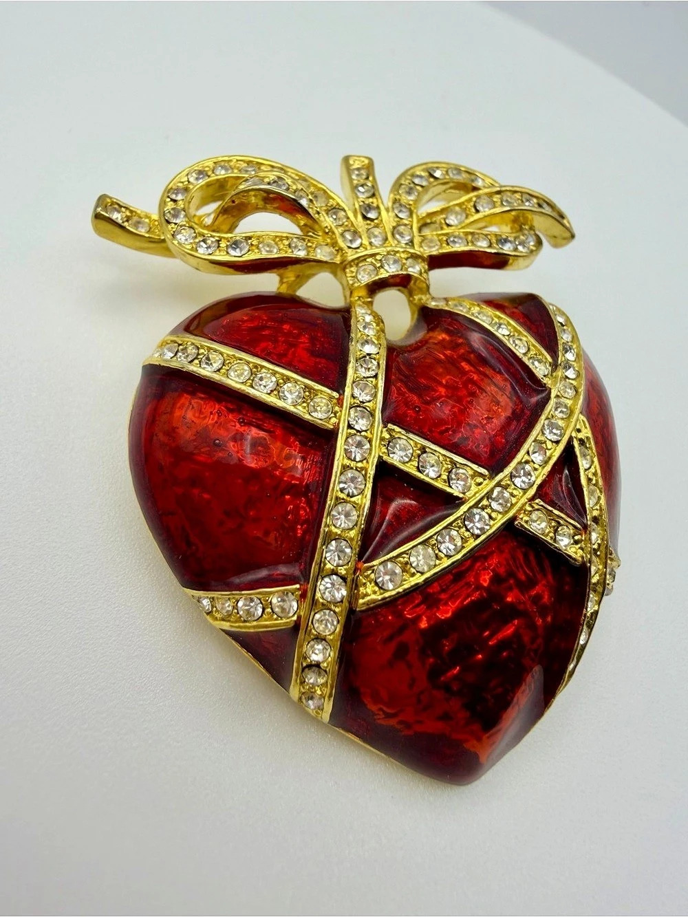 Red Heart Bow Rhinestone Brooch Like New - Picture 2 of 5